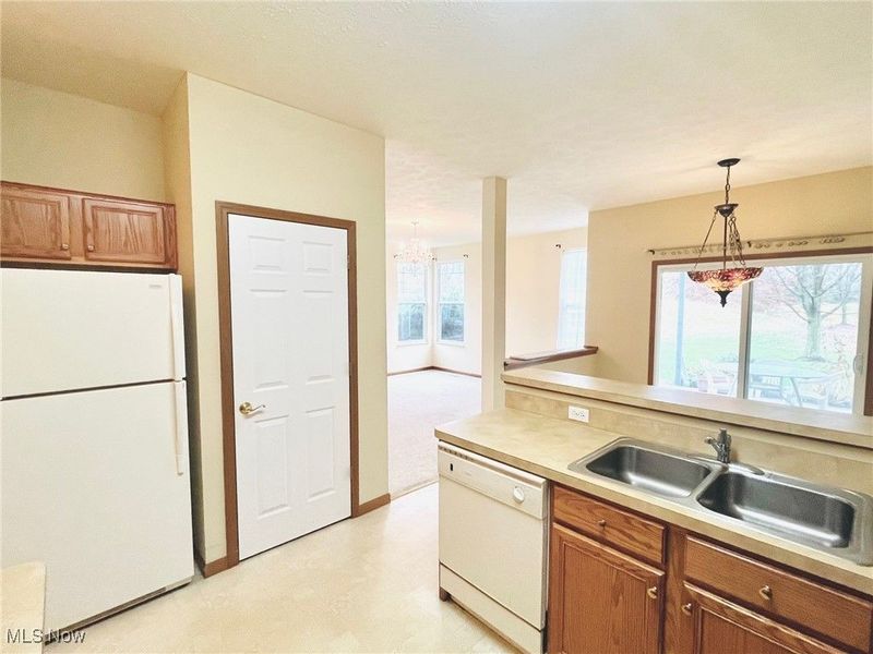 2148 Southampton Lane, Avon, OH 44011 Photo 15