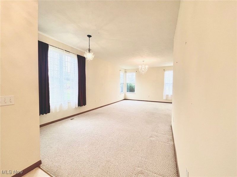 2148 Southampton Lane, Avon, OH 44011 Photo 5