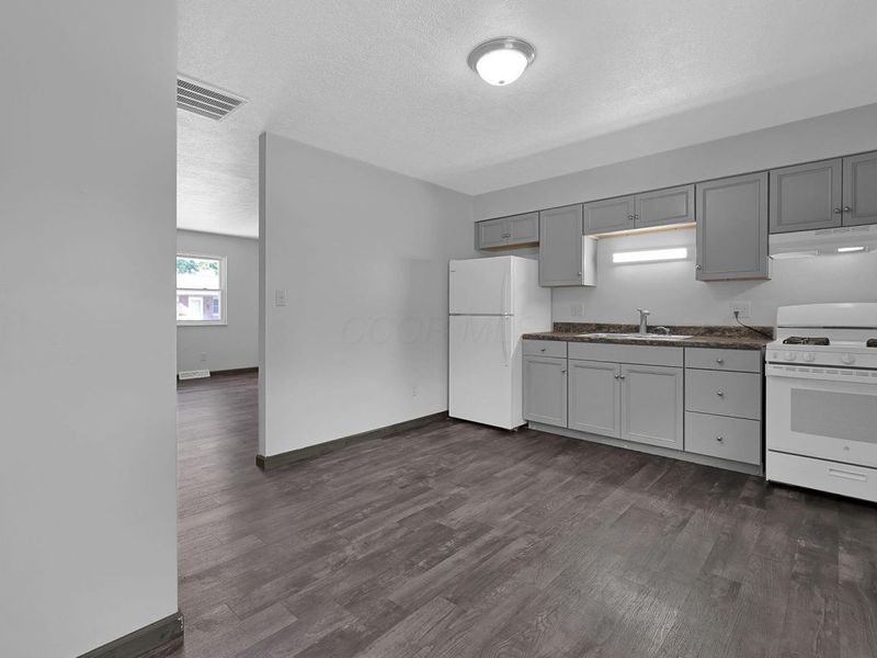 53 Neil Street, Delaware, OH 43015 Photo 7