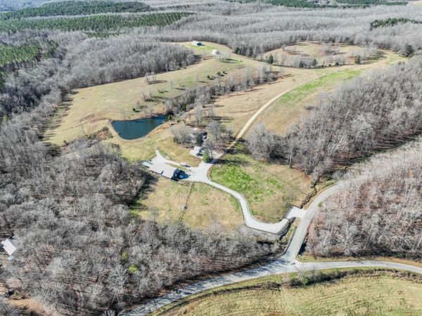 875 Waterloo Rd, Westpoint, TN 38486