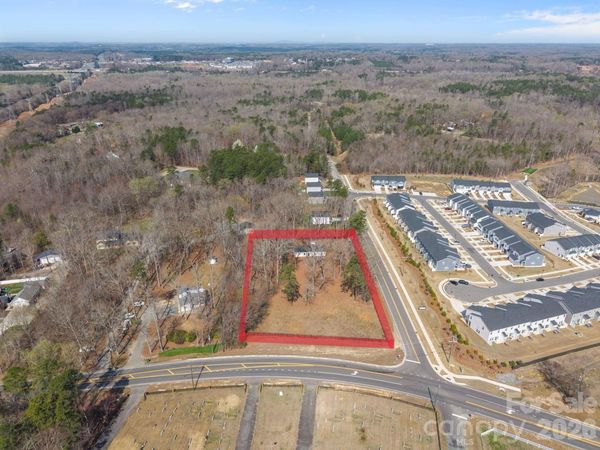 9121 Hutchinson Lane, Charlotte, NC 28216