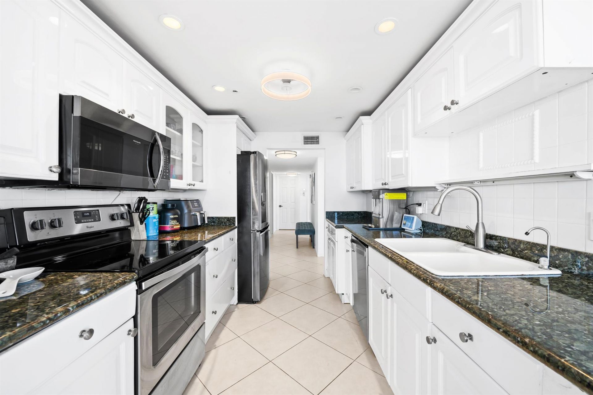 899 Jeffery Street, Unit 614, Boca Raton, FL 33487 Photo