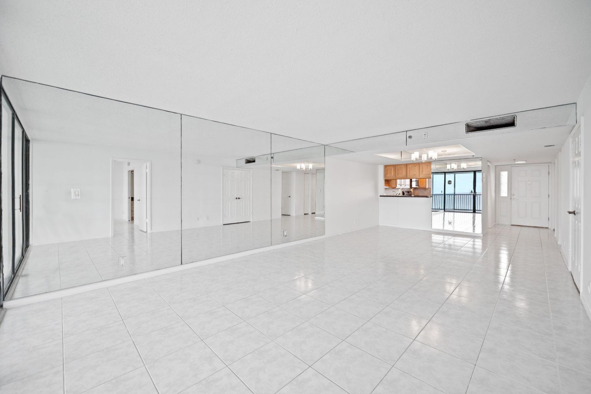 840 Ocean Drive, Unit 1005, Juno Beach, FL 33408 Photo