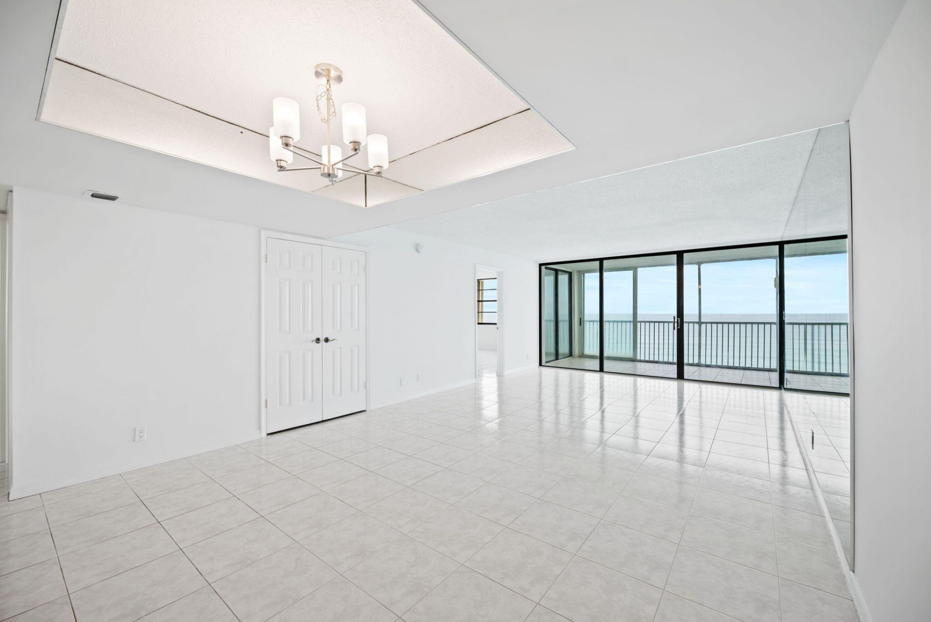 840 Ocean Drive, Unit 1005, Juno Beach, FL 33408 Photo