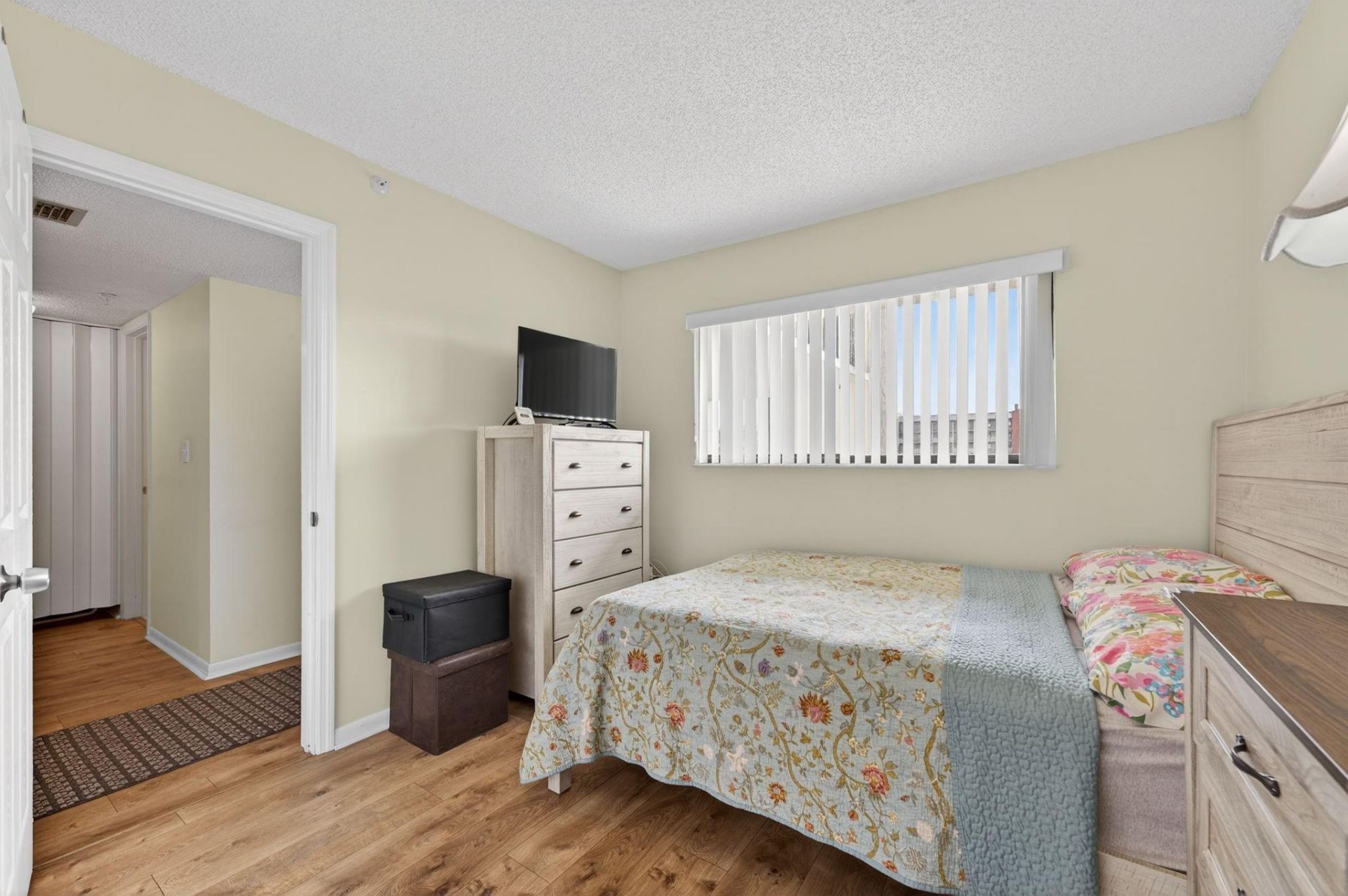 2205 S Cypress Bend Drive, Unit 604, Pompano Beach, FL 33069 Photo