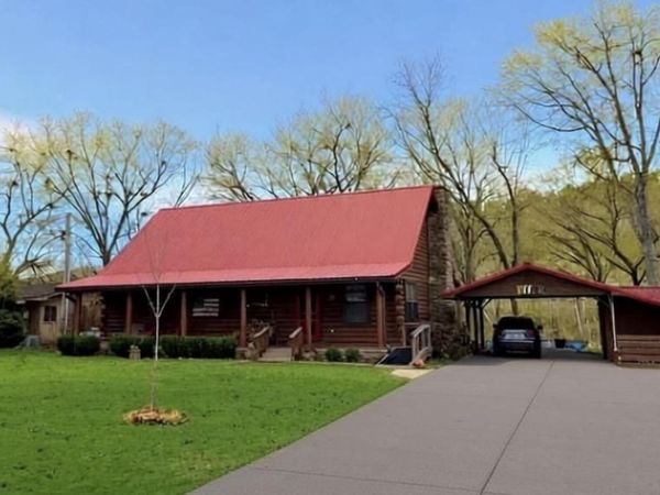 280 N Riverview Lane, Mountain View, AR 72560