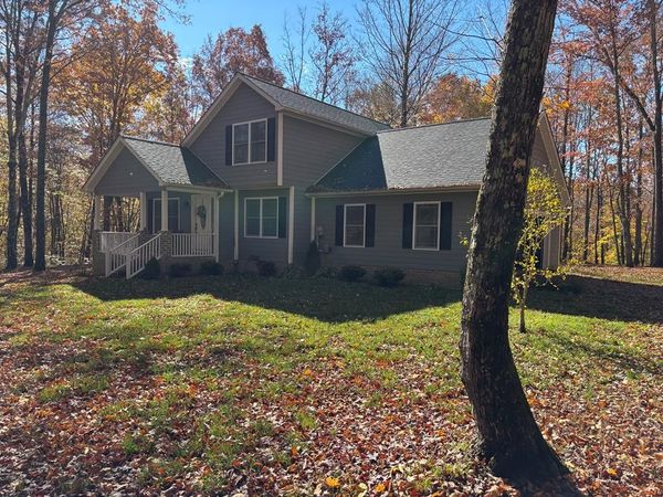 230 Market Ln, Gainesboro, TN 38564
