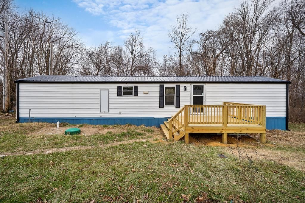 447 Rock Crusher Rd, Livingston, TN 38570 Main Photo