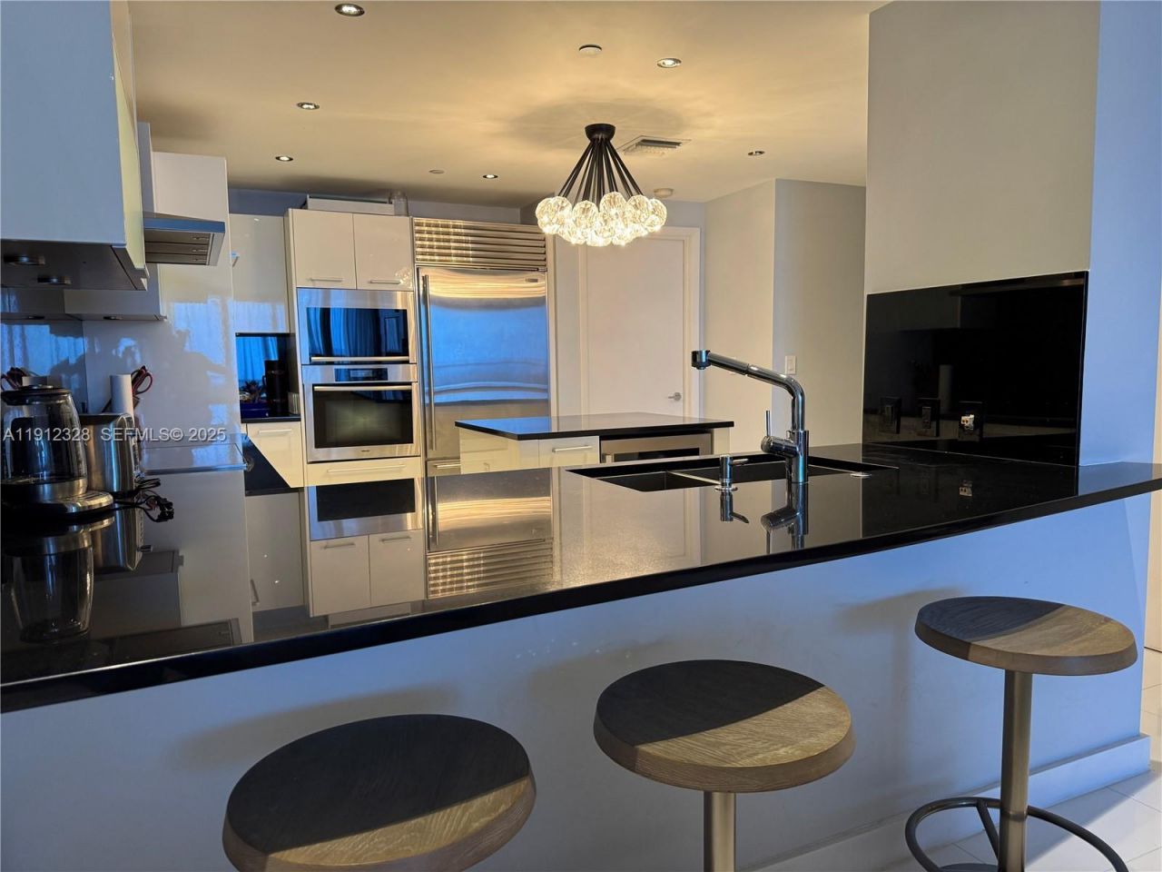 17121 Collins Ave, Unit 1905, Sunny Isles Beach, FL 33160 Photo