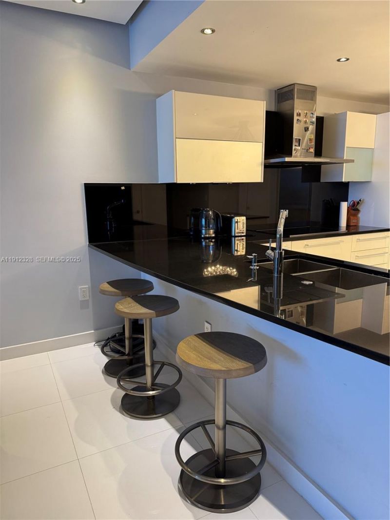 17121 Collins Ave, Unit 1905, Sunny Isles Beach, FL 33160 Photo