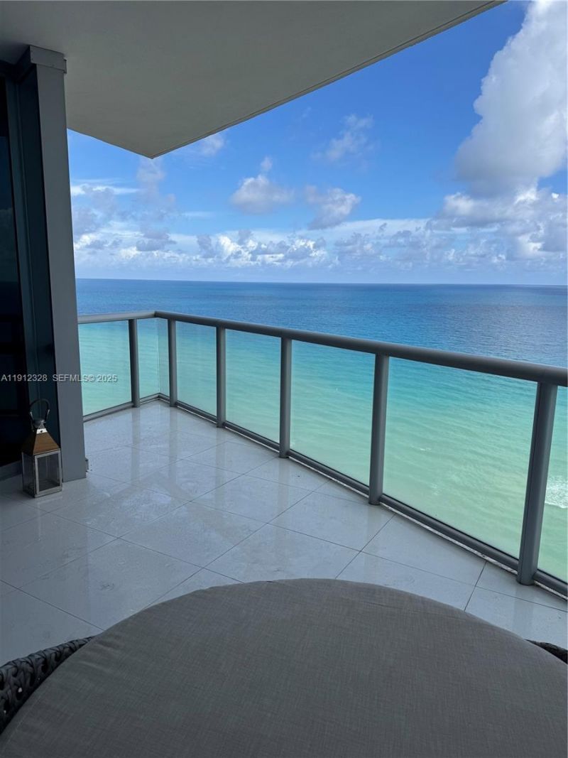 17121 Collins Ave, Unit 1905, Sunny Isles Beach, FL 33160 Photo