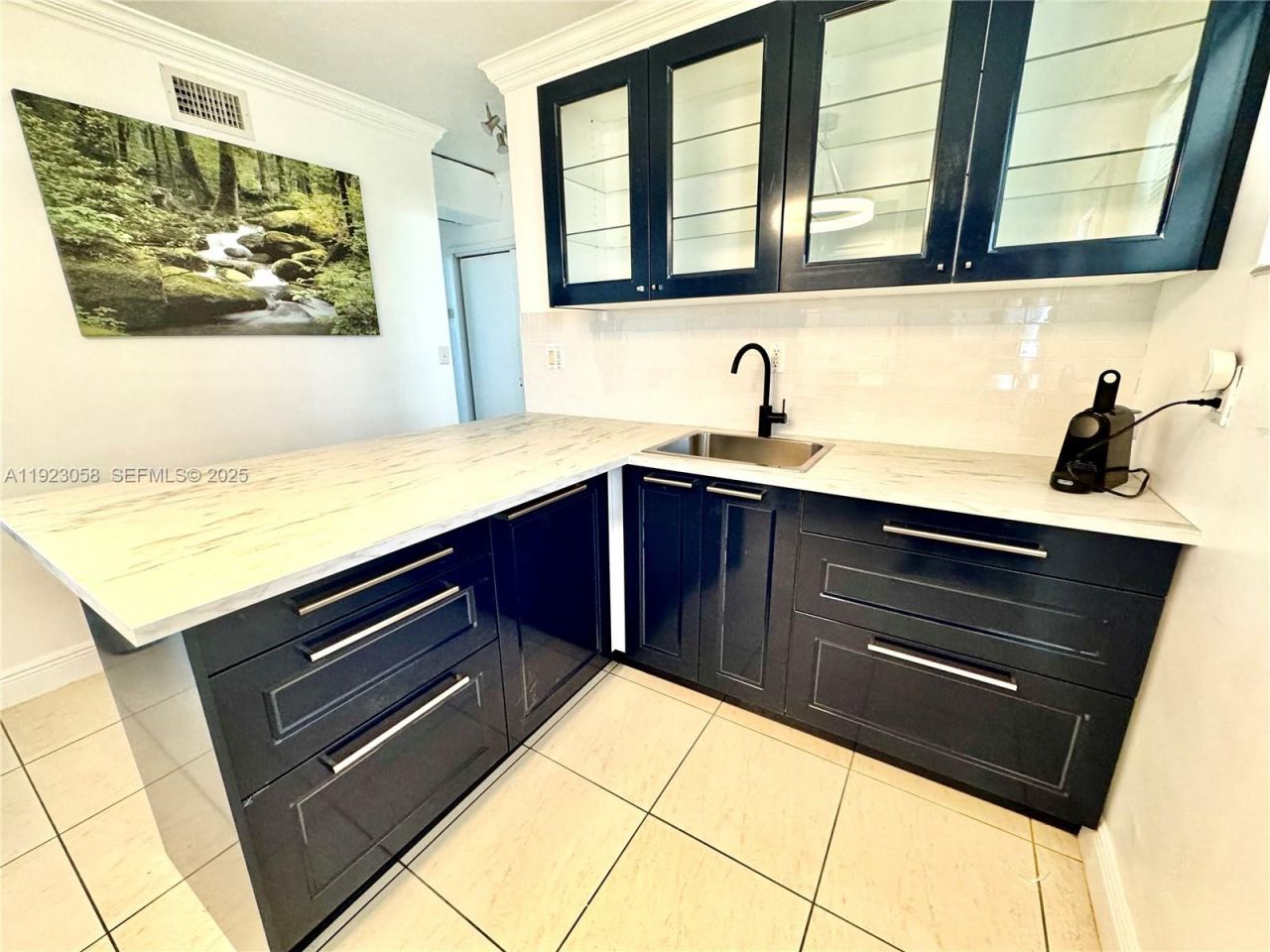 1300 Lincoln Rd, Unit C903, Miami Beach, FL 33139 Photo