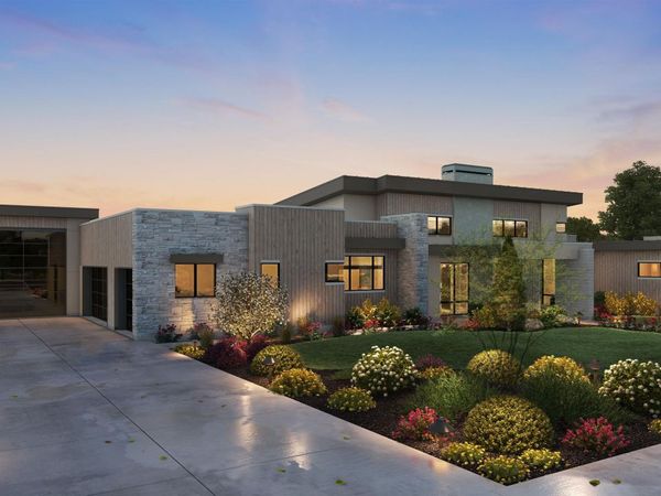 720 N Delehaye Ave, Eagle, ID 83616