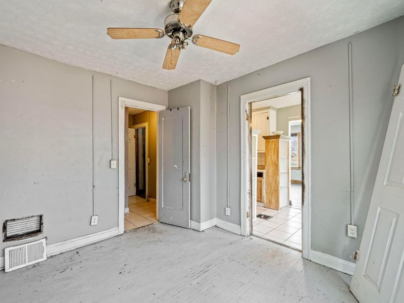 1657 Sullivant Avenue, Columbus, OH 43223 Photo 23