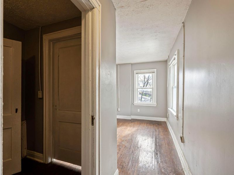 1657 Sullivant Avenue, Columbus, OH 43223 Photo 31