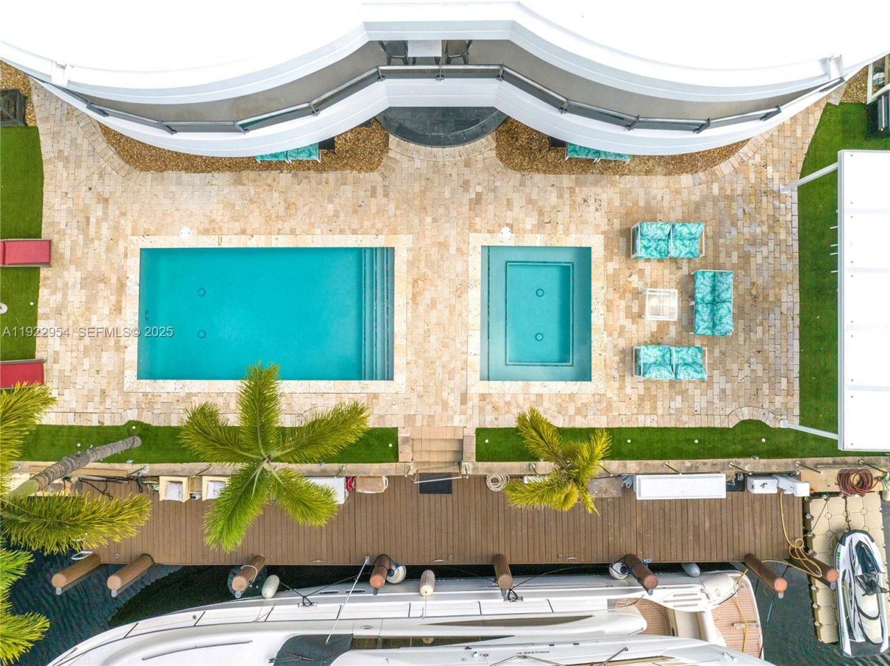 3344 NE 167th St, North Miami Beach, FL 33160 Photo