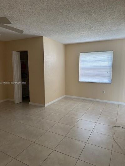 3910 Inverrary Blvd, Unit 304-B, Lauderhill, FL 33319 Photo
