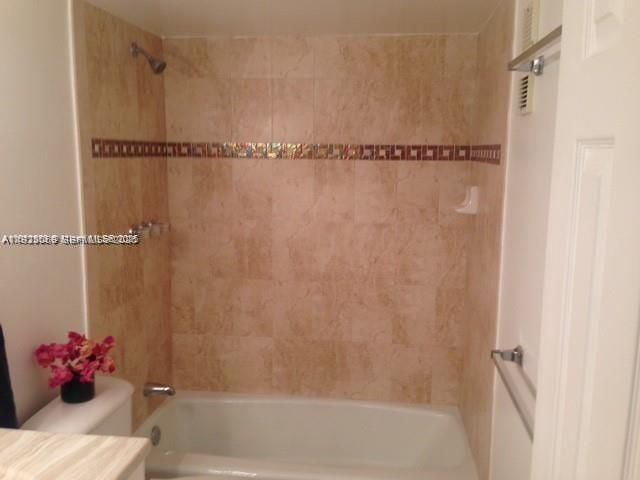 3910 Inverrary Blvd, Unit 304-B, Lauderhill, FL 33319 Photo