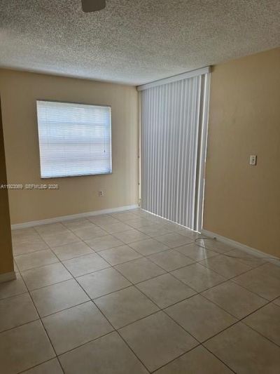 3910 Inverrary Blvd, Unit 304-B, Lauderhill, FL 33319 Photo