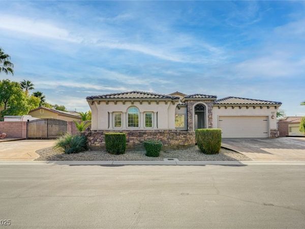 6259 Thunder Blitz Avenue, Las Vegas, NV 89131