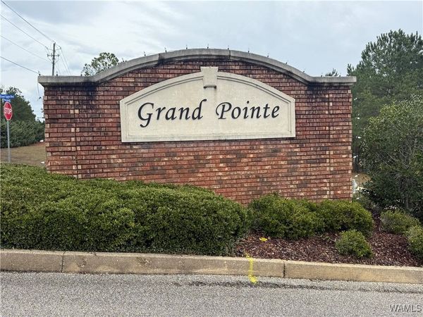 13936 Grand Pointe Blvd, Northport, AL 35475
