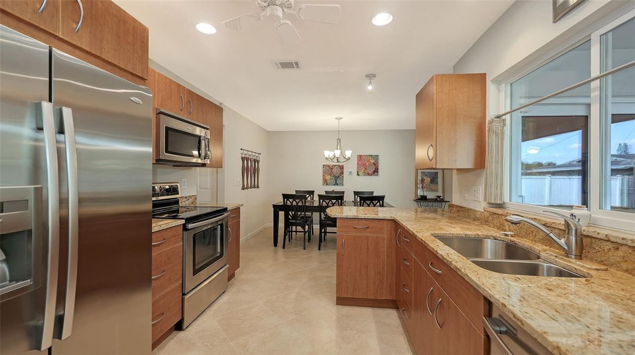 3957 Breezemont Drive, Sarasota, FL 34232 Photo