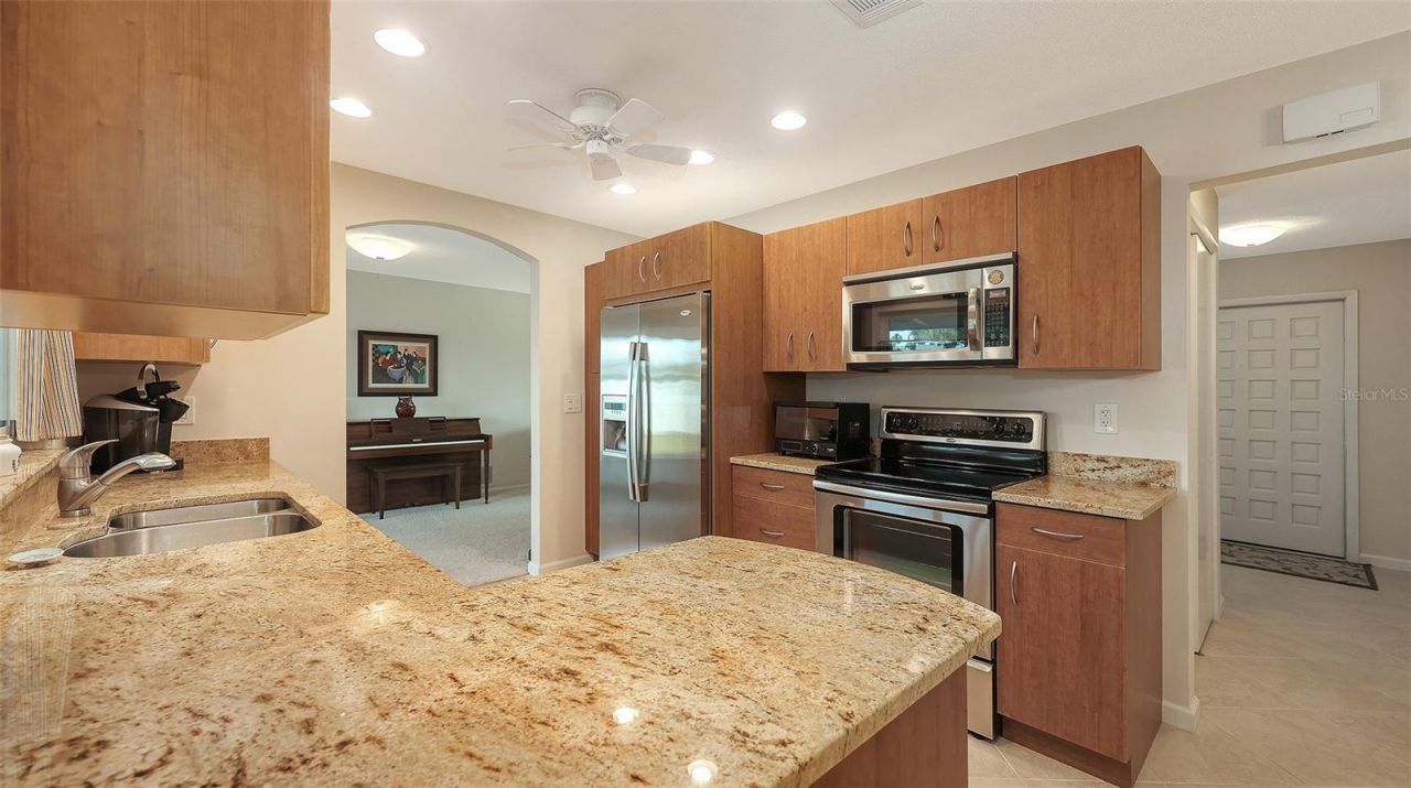 3957 Breezemont Drive, Sarasota, FL 34232 Photo