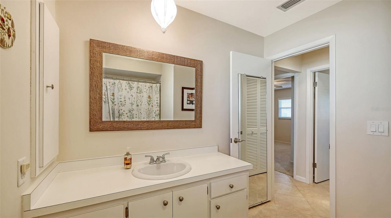 3957 Breezemont Drive, Sarasota, FL 34232 Photo