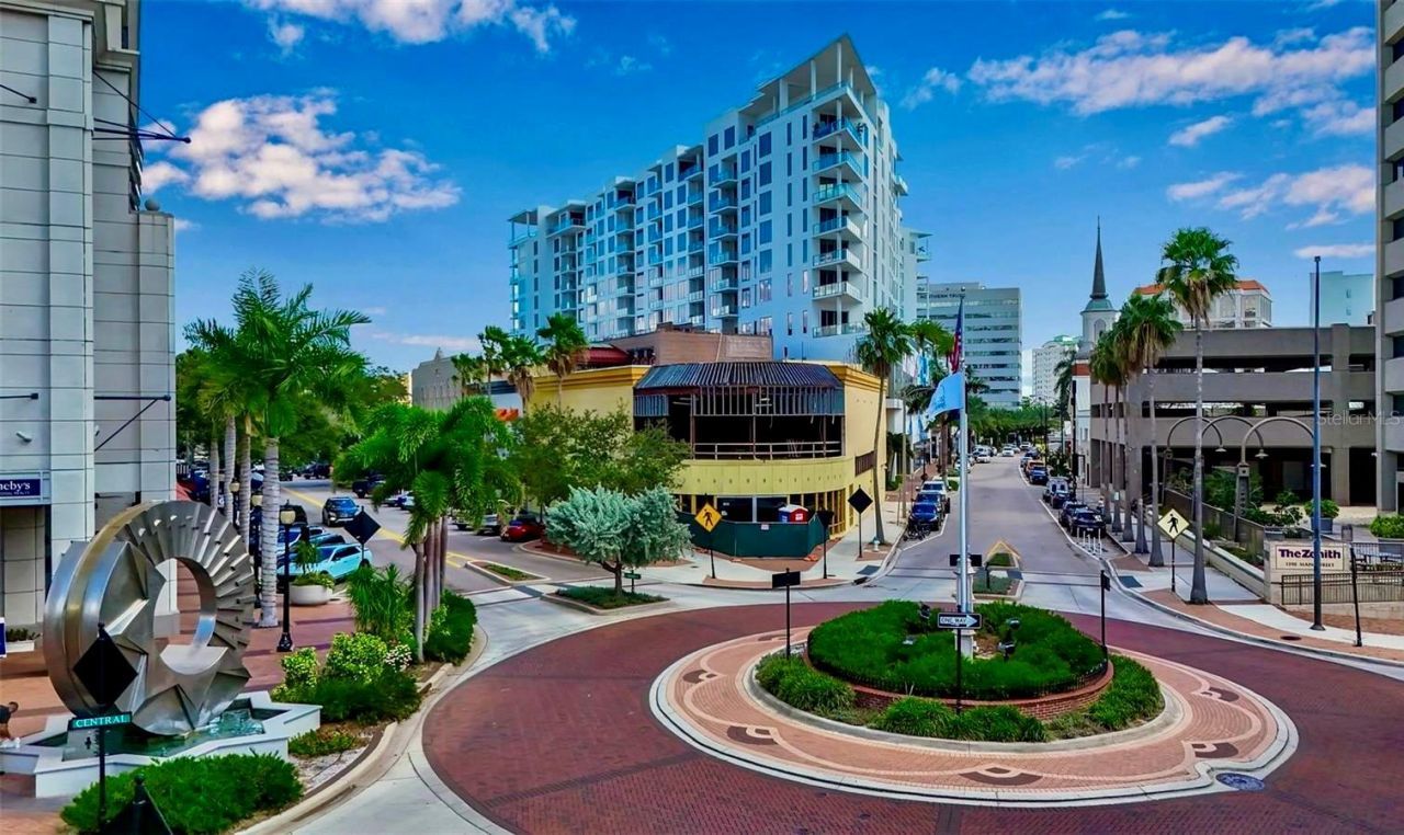 3957 Breezemont Drive, Sarasota, FL 34232 Photo