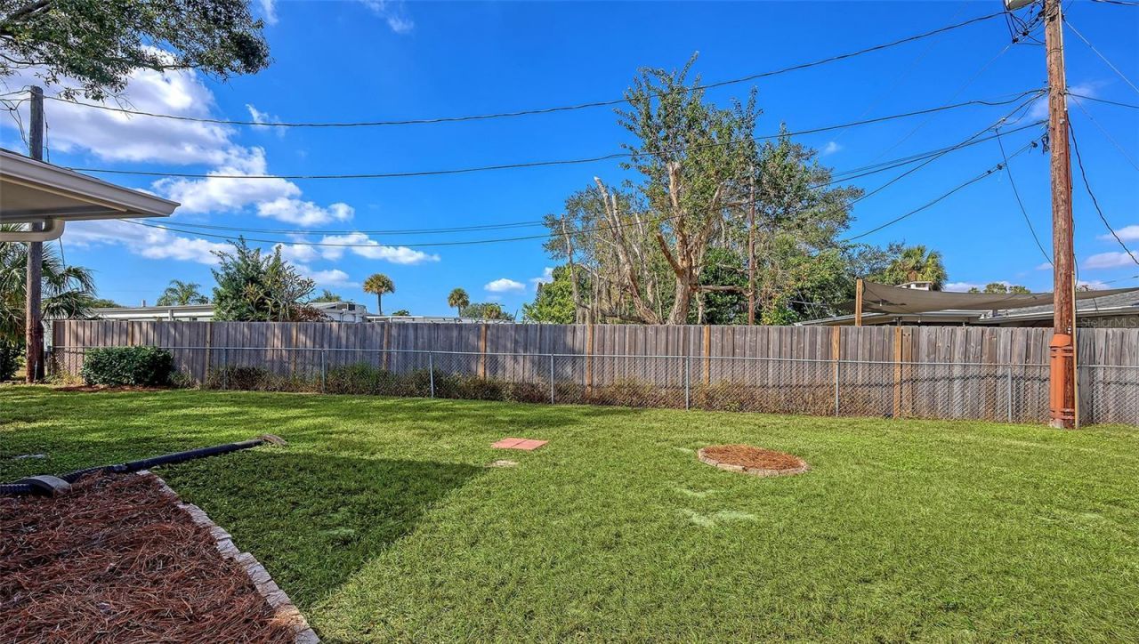 3957 Breezemont Drive, Sarasota, FL 34232 Photo