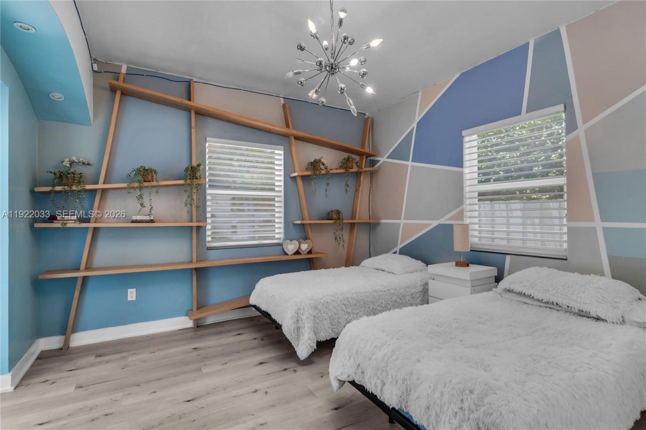 3470 Sheridan Ave, Unit n/a, Miami Beach, FL 33140 Photo