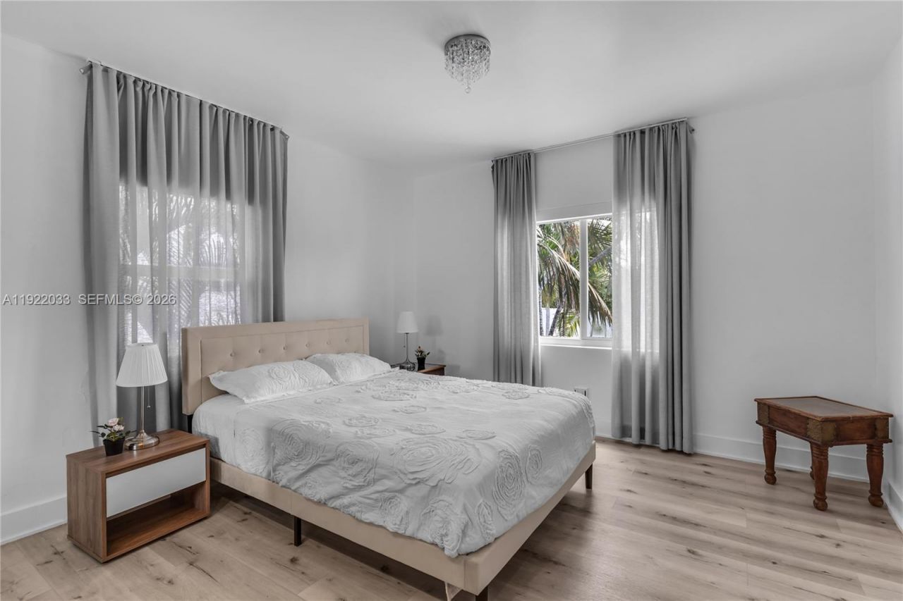 3470 Sheridan Ave, Unit n/a, Miami Beach, FL 33140 Photo