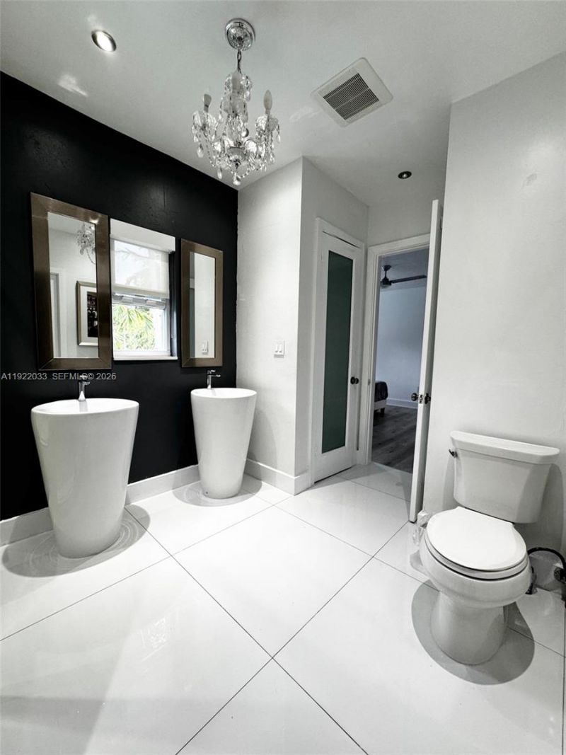 3470 Sheridan Ave, Unit n/a, Miami Beach, FL 33140 Photo