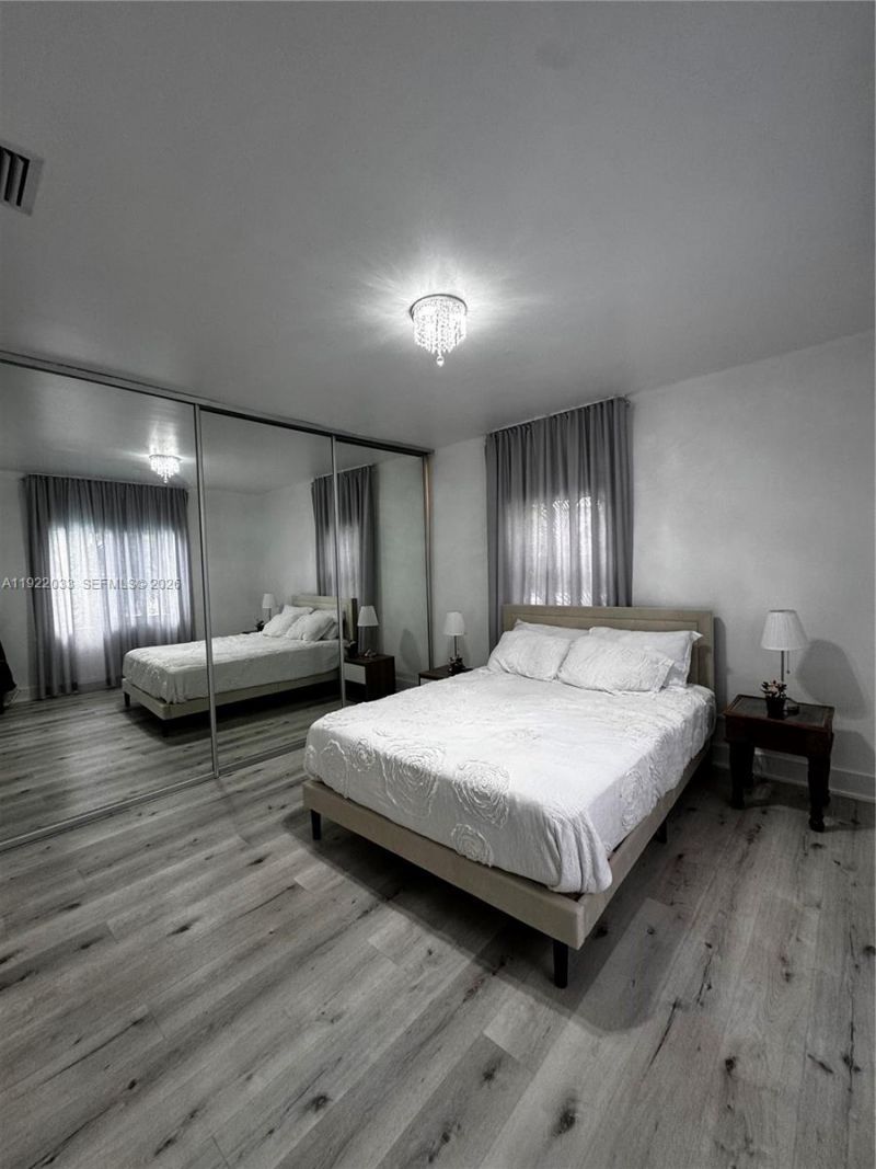 3470 Sheridan Ave, Unit n/a, Miami Beach, FL 33140 Photo