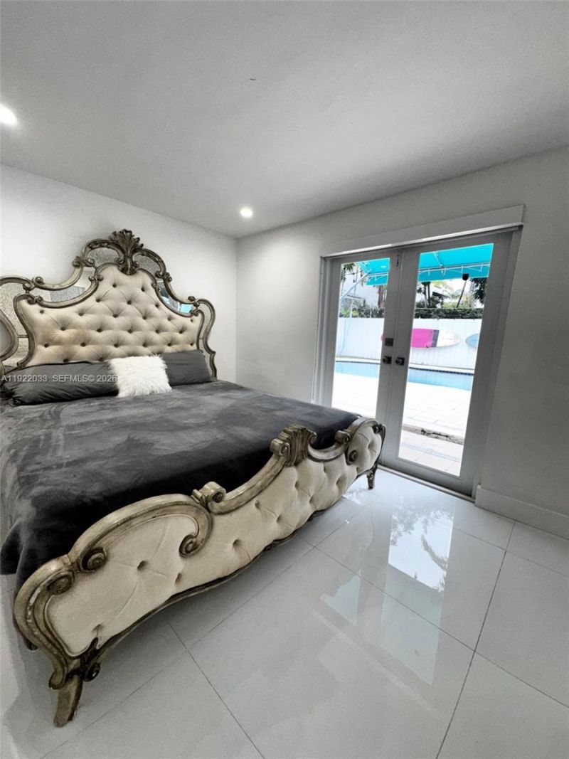 3470 Sheridan Ave, Unit n/a, Miami Beach, FL 33140 Photo