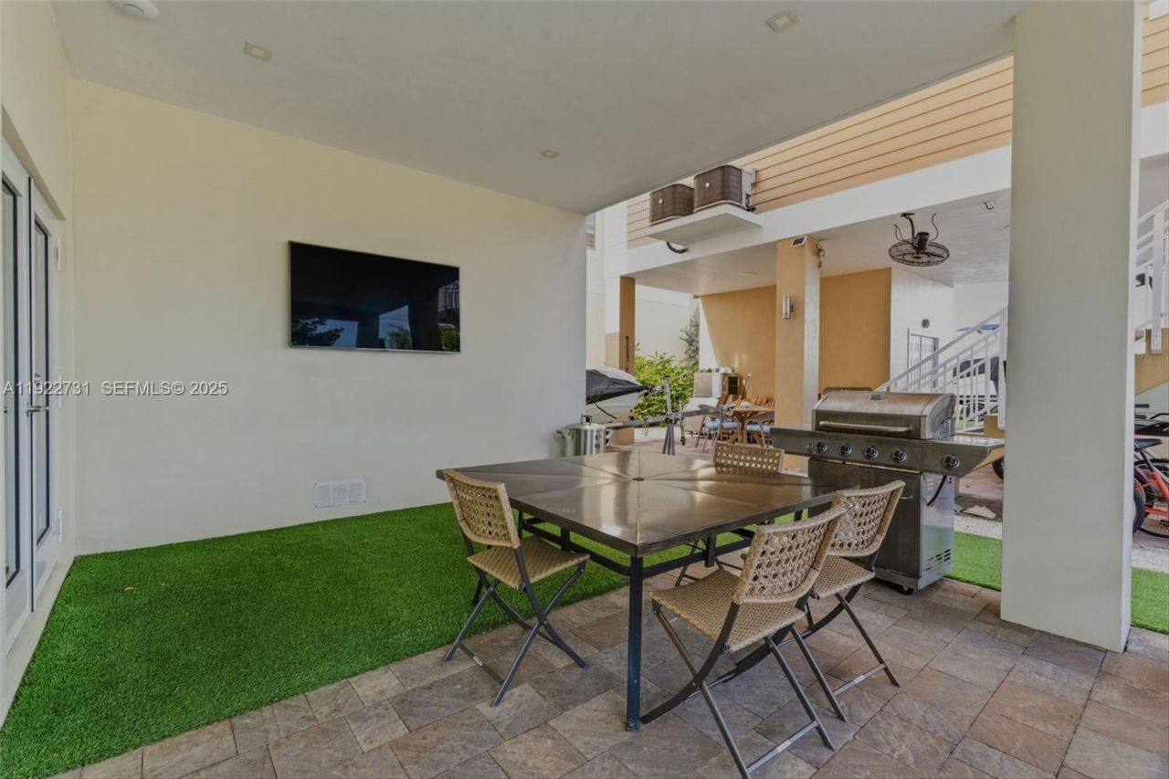 94825 Overseas Hwy 276, Key Largo, FL 33037 Photo