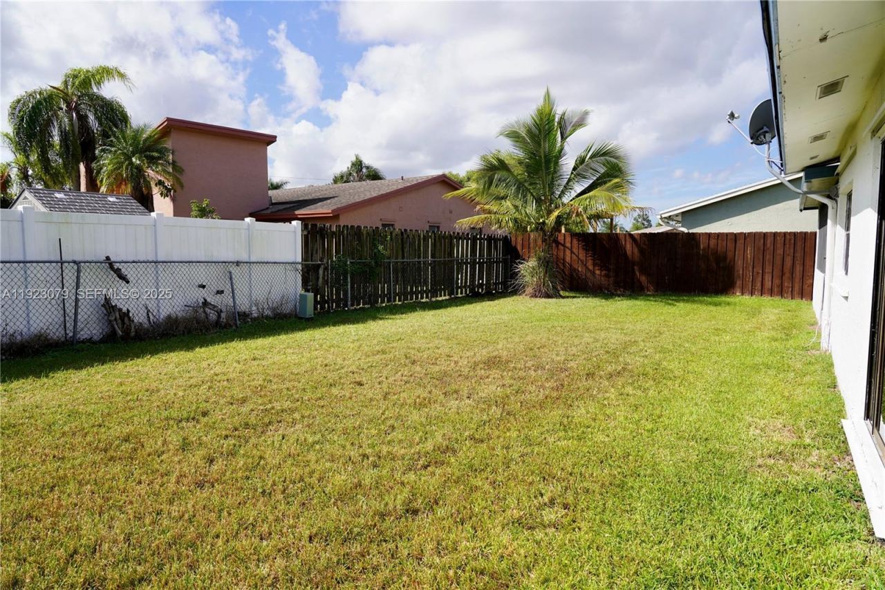 16708 SW 5th Way, Weston, FL 33326 Photo