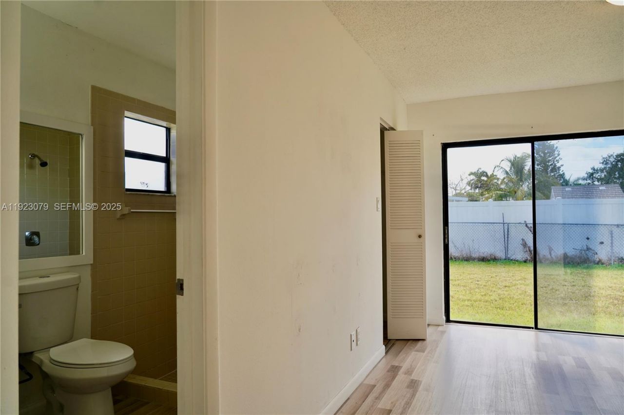 16708 SW 5th Way, Weston, FL 33326 Photo