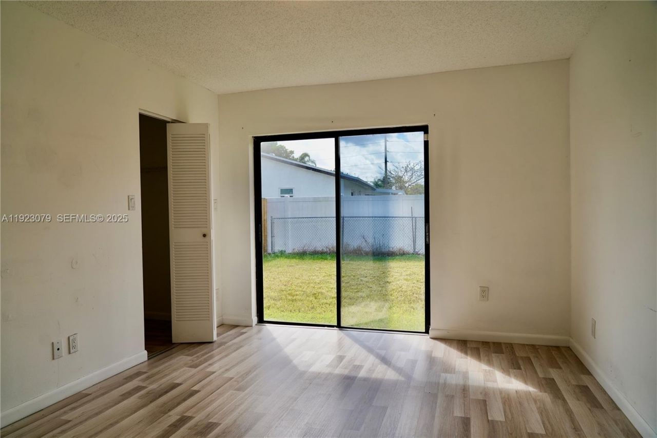 16708 SW 5th Way, Weston, FL 33326 Photo