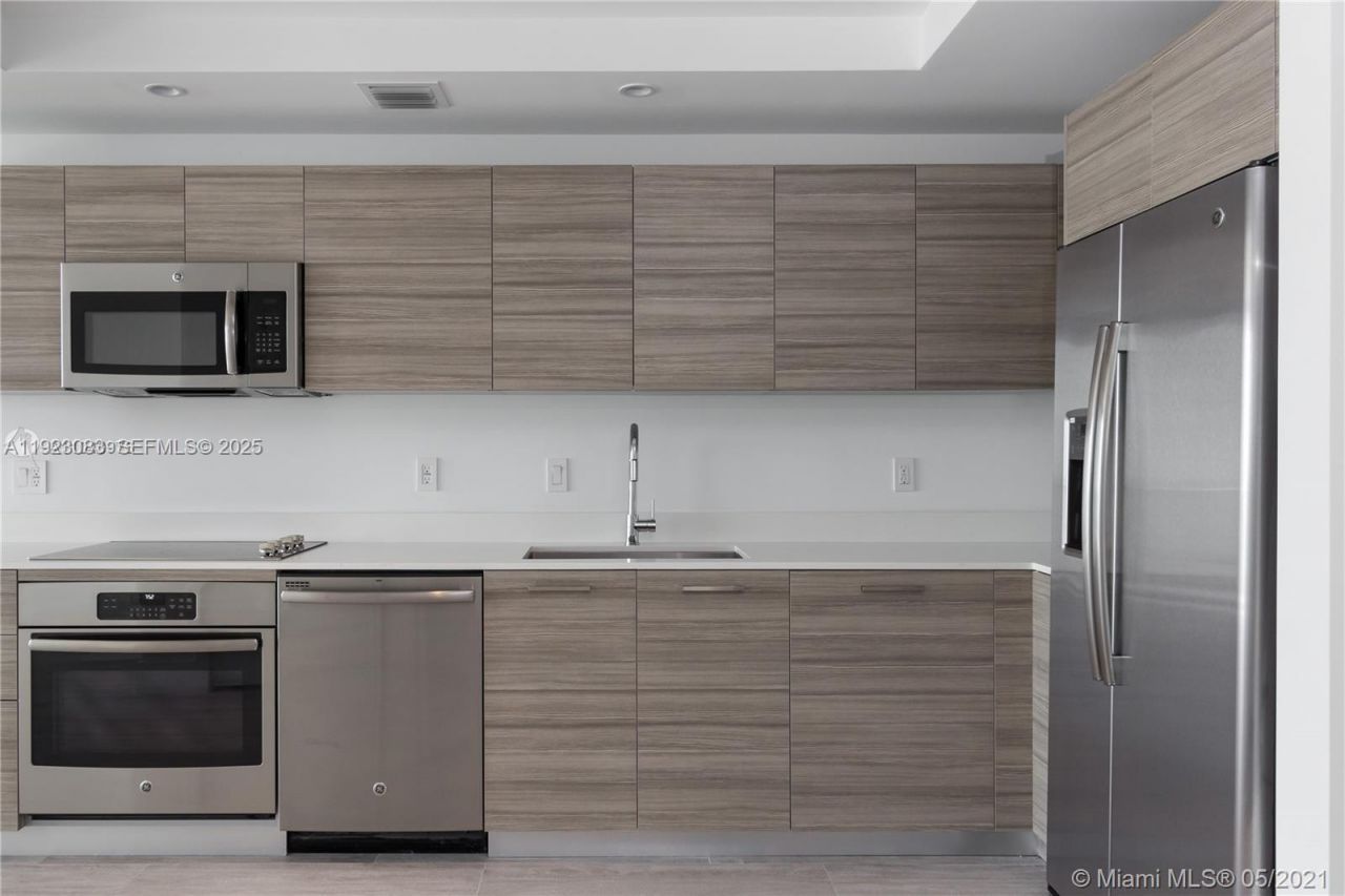 121 NE 34th St, Unit 1604, Miami, FL 33137 Photo