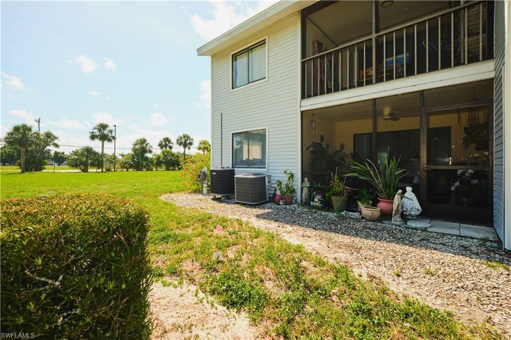 1051 Palm Ave, Unit 117, North Fort Myers, FL 33903 Photo