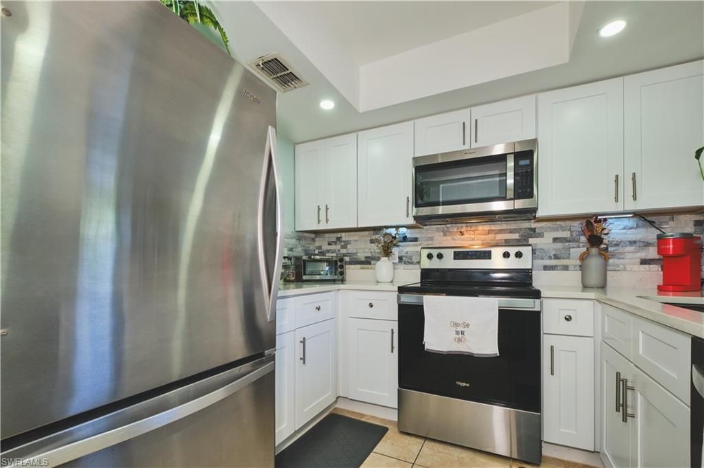 1051 Palm Ave, Unit 117, North Fort Myers, FL 33903 Photo