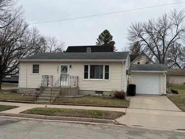 320 W 3rd Street, Morton, MN 56270