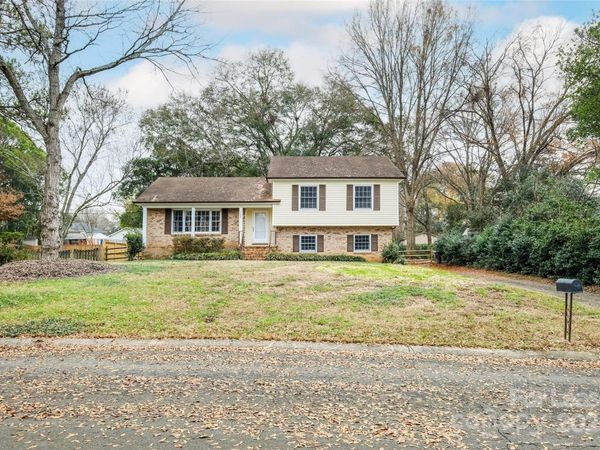 7029 Yorktowne Drive , Charlotte, NC 28226