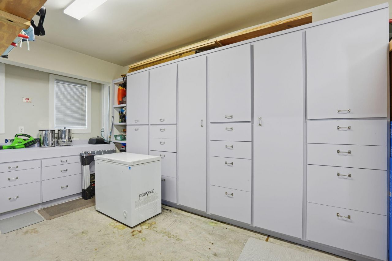 27 Fairhope Road Photo 60