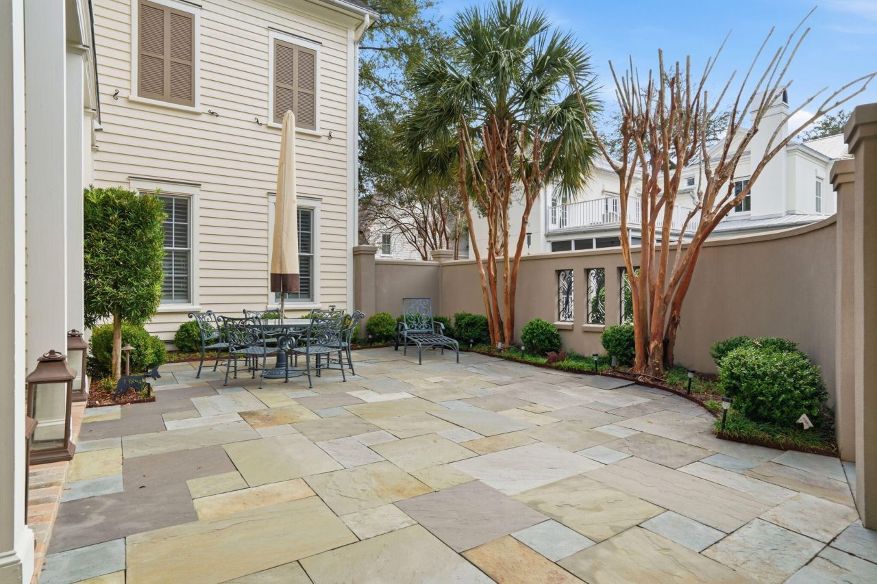 27 Fairhope Road Photo 63