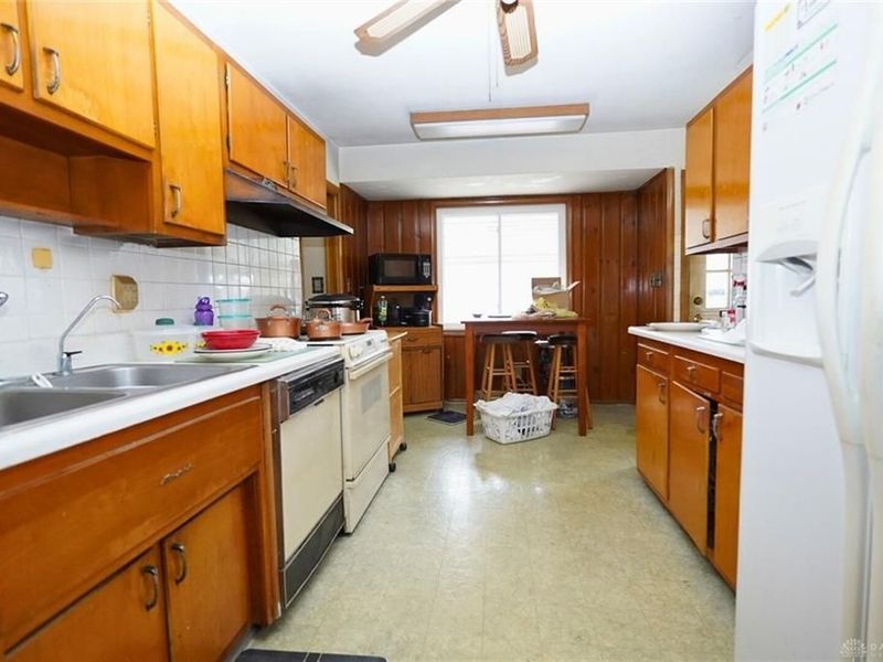 1283 E Innis Avenue, Columbus, OH 43207 Photo 6