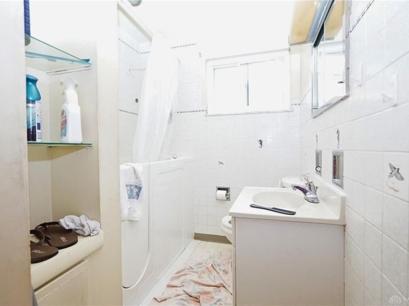 1283 E Innis Avenue, Columbus, OH 43207 Photo 9