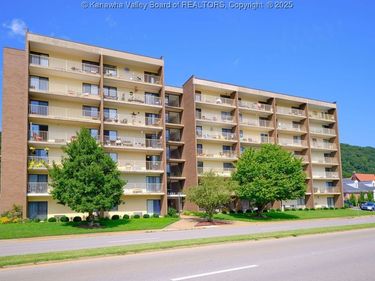 2106 Kanawha Boulevard, Unit 503, Charleston, WV 25311