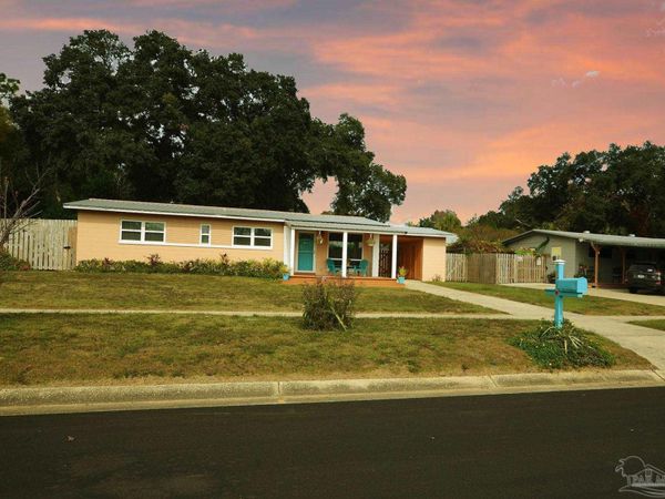 6 Gamwell Rd, Pensacola, FL 32506